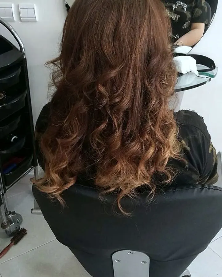 Boucles cuivrées
